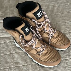 Sorel water proof boots